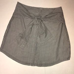Love love love this skirt!